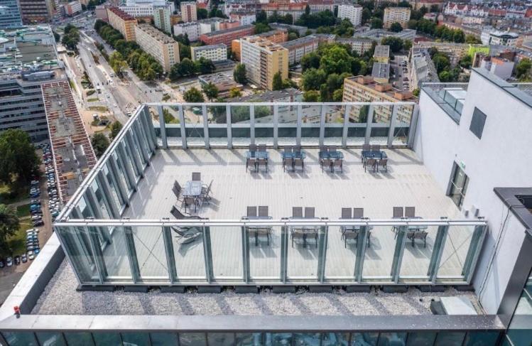 Apartment Hanza Tower White 24 & Jacussi & Pool *